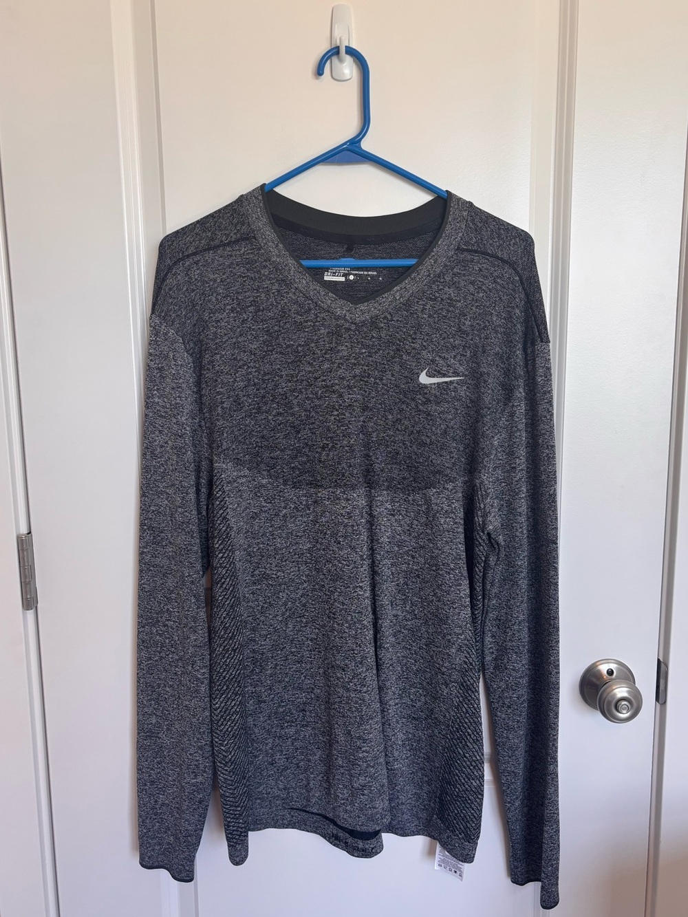 Nike Golf V Neck Pullover Gray Knit Sweater
